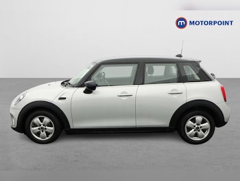 Used MINI Hatch 2019 for sale - 77516812: Photo