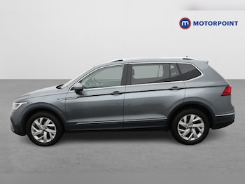 Used Volkswagen Tiguan Allspace 2023 for sale - 78640950: Photo