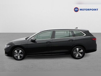 Used Volkswagen Passat 2025 for sale - 78644604: Photo