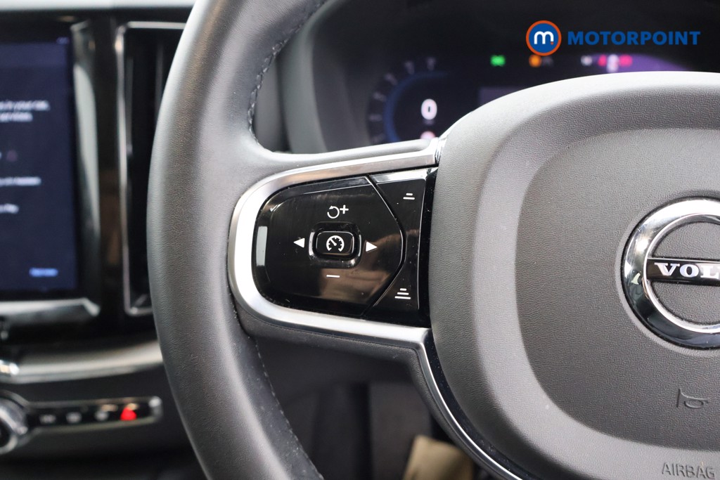 Used Volvo XC60 2022 for sale - 76980245: Photo 10