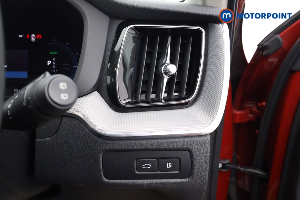 Used Volvo XC60 2022 for sale - 76980245: Photo 15