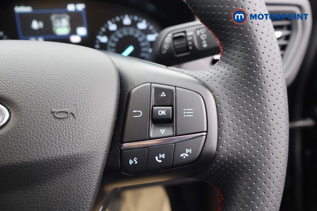 Used Ford Focus 2022 for sale - 76782629: Photo 11