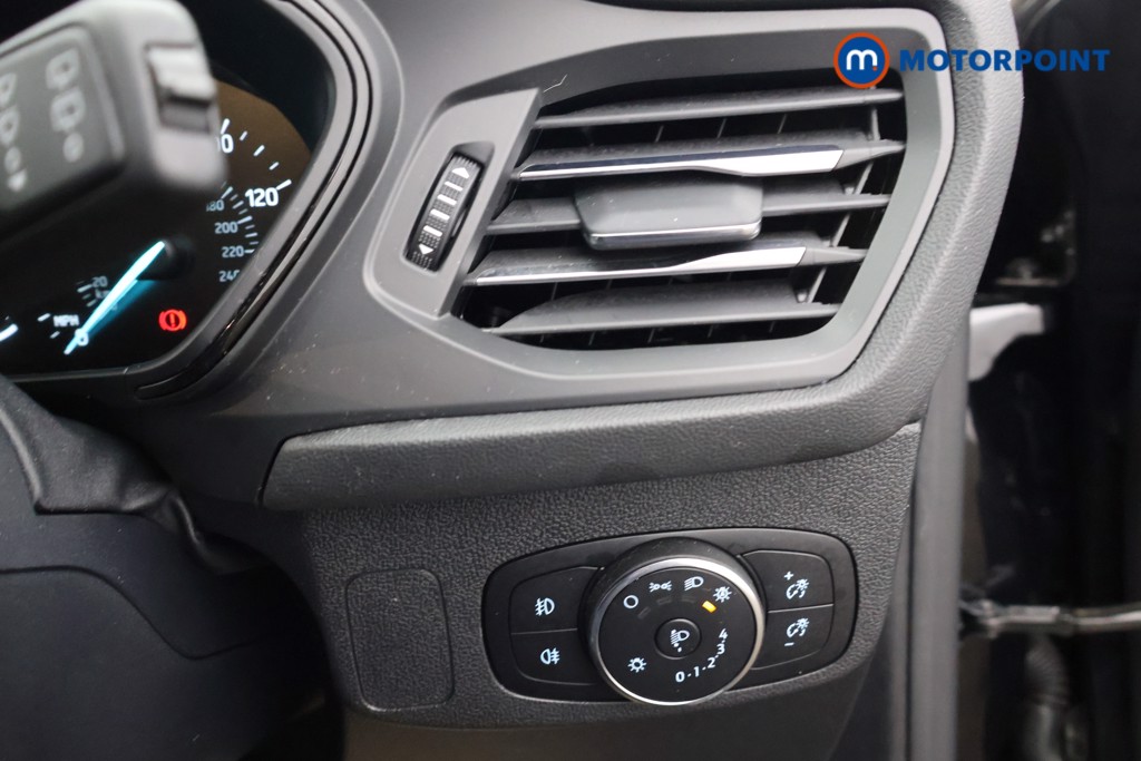 Used Ford Focus 2022 for sale - 76782629: Photo 15