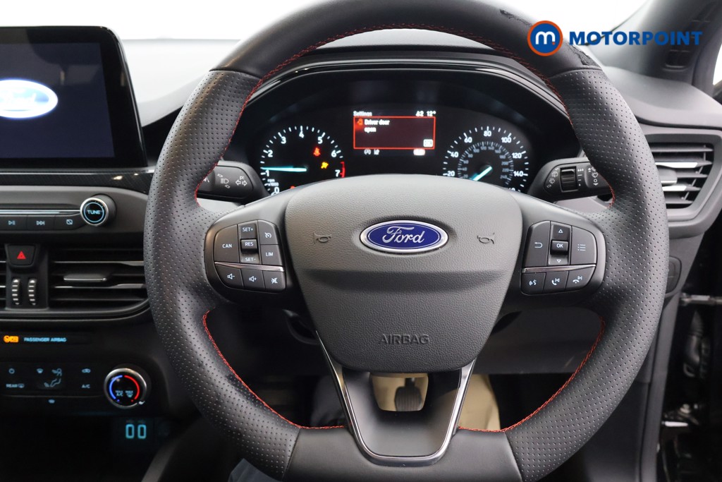 Used Ford Focus 2022 for sale - 76782629: Photo 9
