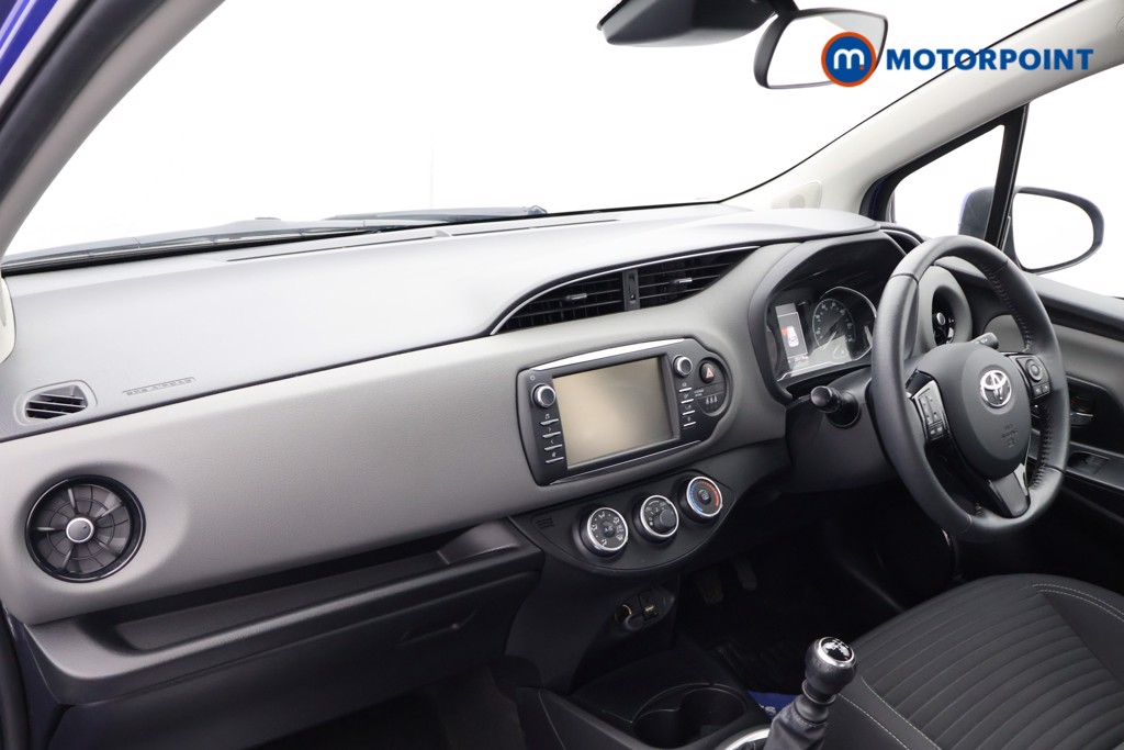 Used Toyota Yaris 2019 for sale - 77297692: Photo 27