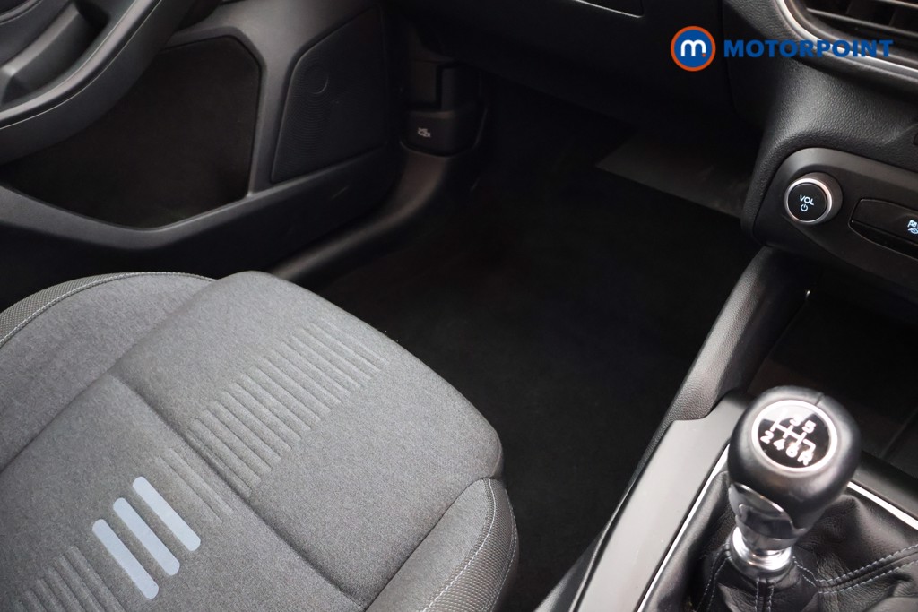 Used Ford Focus 2023 for sale - 76890060: Photo 16