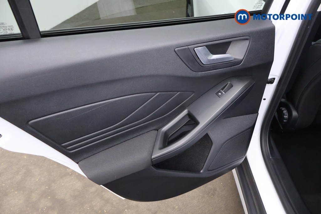 Used Ford Focus 2023 for sale - 76890060: Photo 25