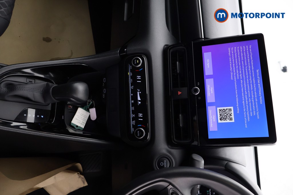 Used Toyota Yaris 2024 for sale - 78067697: Photo 25