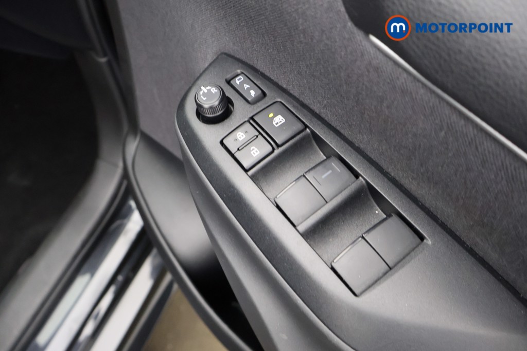 Used Toyota Yaris 2024 for sale - 78067697: Photo 26