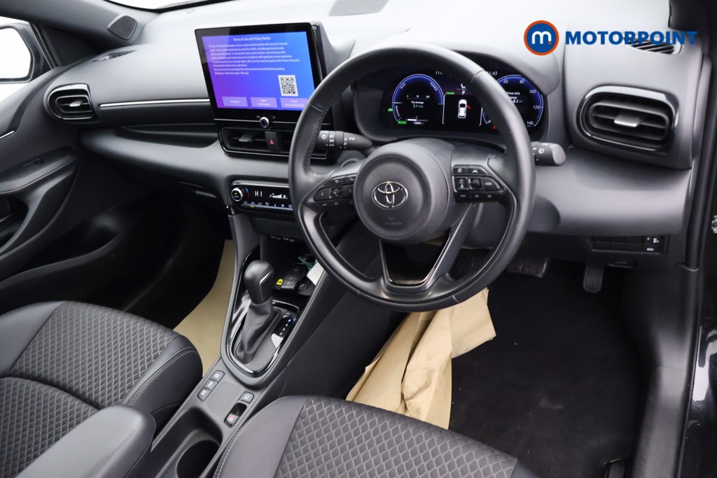 Used Toyota Yaris 2024 for sale - 78067697: Photo 28