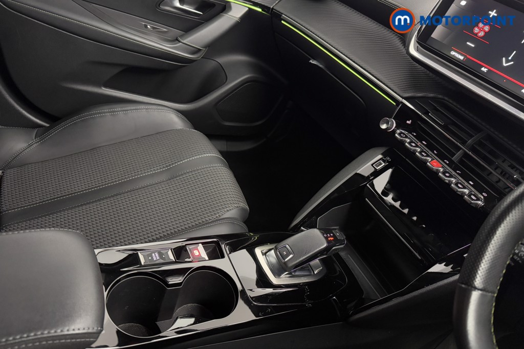 Used Peugeot 2008 2021 for sale - 76545643: Photo 16