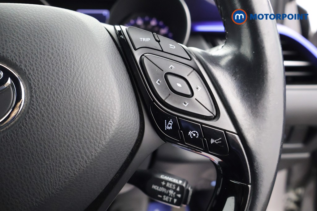 Used Toyota C-HR 2018 for sale - 76426025: Photo 11