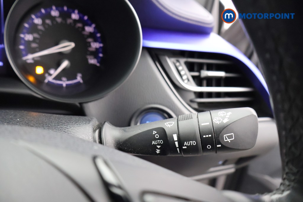 Used Toyota C-HR 2018 for sale - 76426025: Photo 14