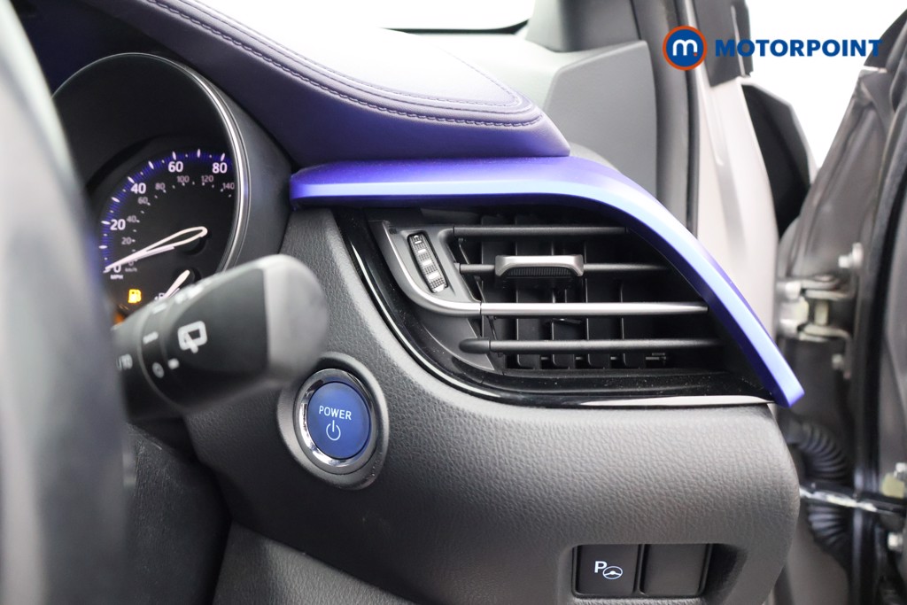 Used Toyota C-HR 2018 for sale - 76426025: Photo 16