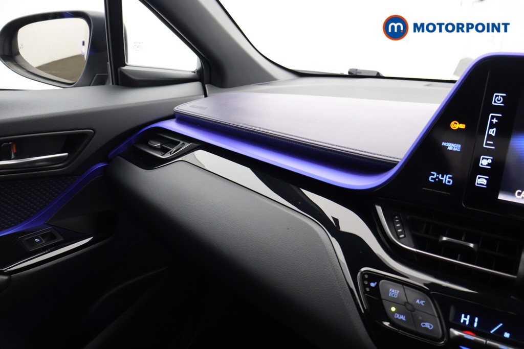 Used Toyota C-HR 2018 for sale - 76426025: Photo 19