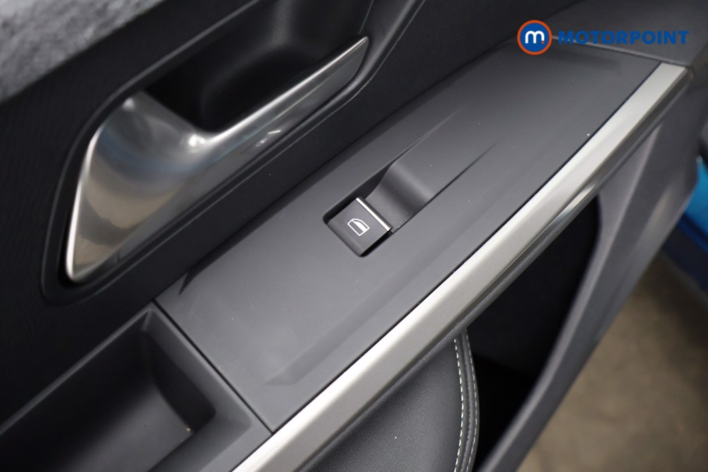 Used Peugeot 3008 2025 for sale - 77998013: Photo 41