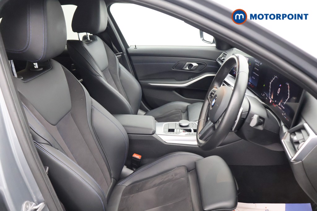 Used BMW 3 Series 2024 for sale - 77104368: Photo 23