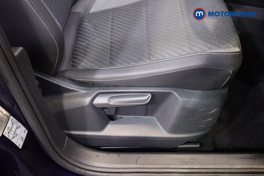 Used Volkswagen T-Roc 2020 for sale - 76670155: Photo 24