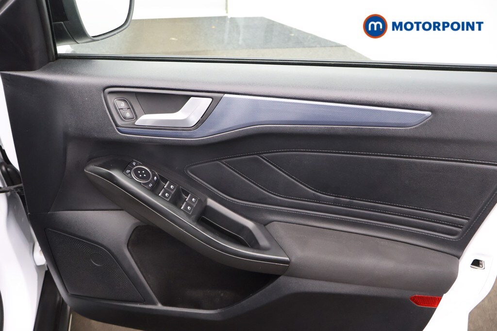 Used Ford Focus 2021 for sale - 76162210: Photo 17
