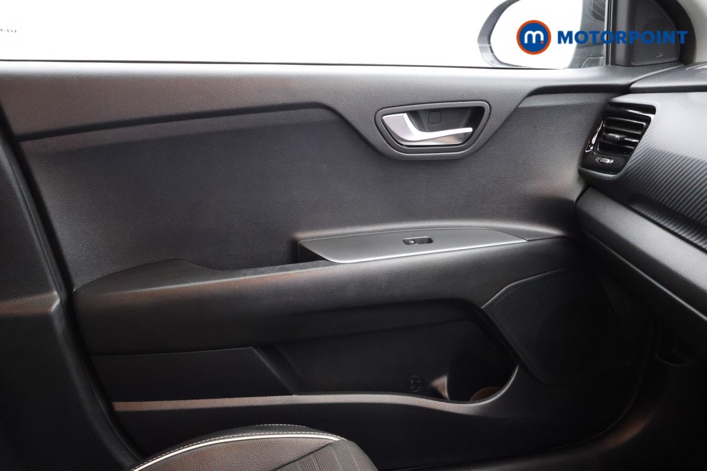 Used Kia Stonic for sale - 77886329: Photo 27