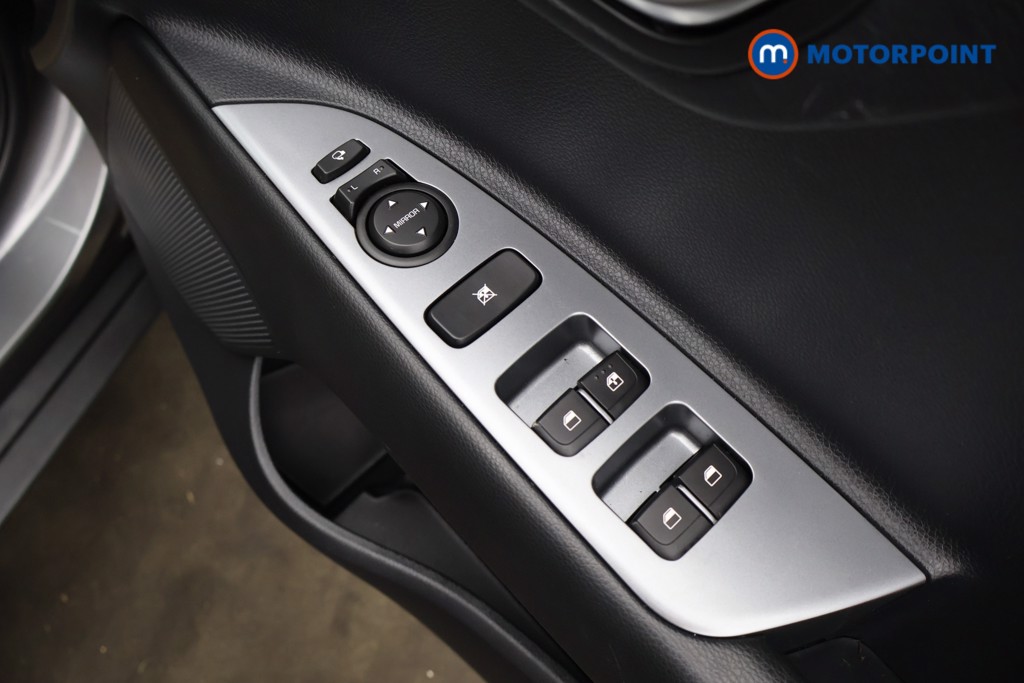 Used Kia Stonic for sale - 77886329: Photo 30