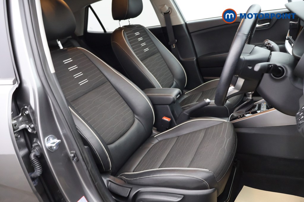 Used Kia Stonic for sale - 77886329: Photo 31