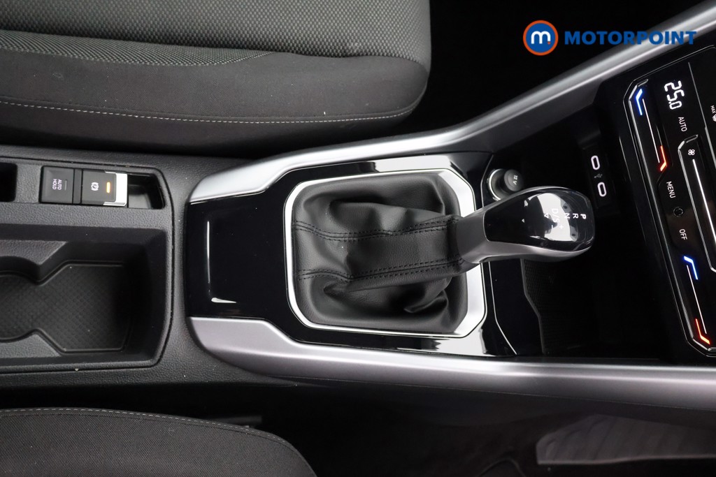 Used Volkswagen T-Roc 2023 for sale - 76862798: Photo 17