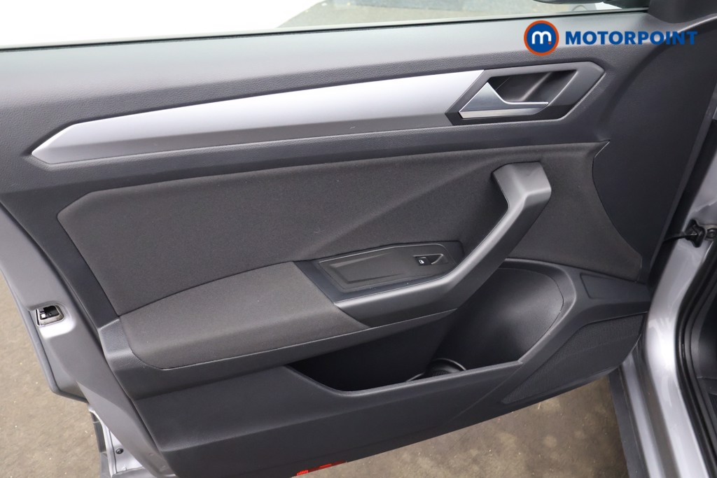 Used Volkswagen T-Roc 2023 for sale - 76862798: Photo 27