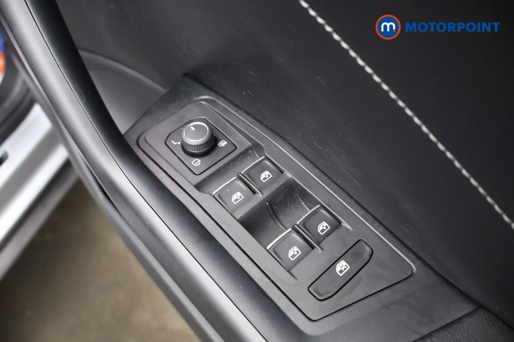 Used Volkswagen T-Roc 2023 for sale - 77563594: Photo 32