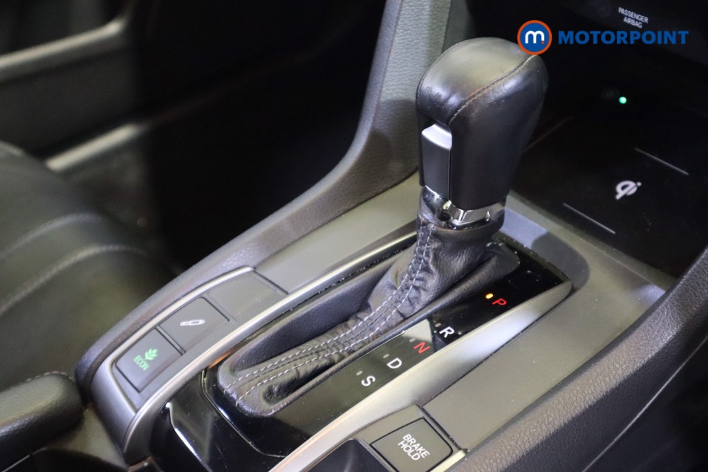 Used Honda Civic 2020 for sale - 76416099: Photo 13