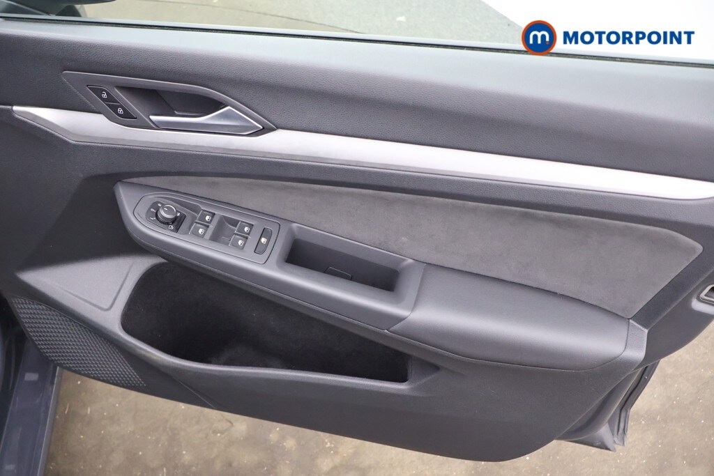 Used Volkswagen Golf 2024 for sale - 78123587: Photo 19