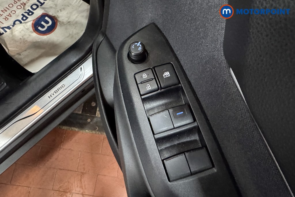 Used Toyota Yaris Cross 2023 for sale - 76468030: Photo 17