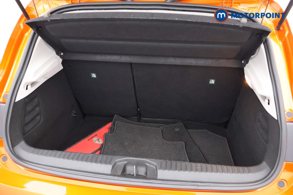 Used Renault Clio 2019 for sale - 76862712: Photo 23