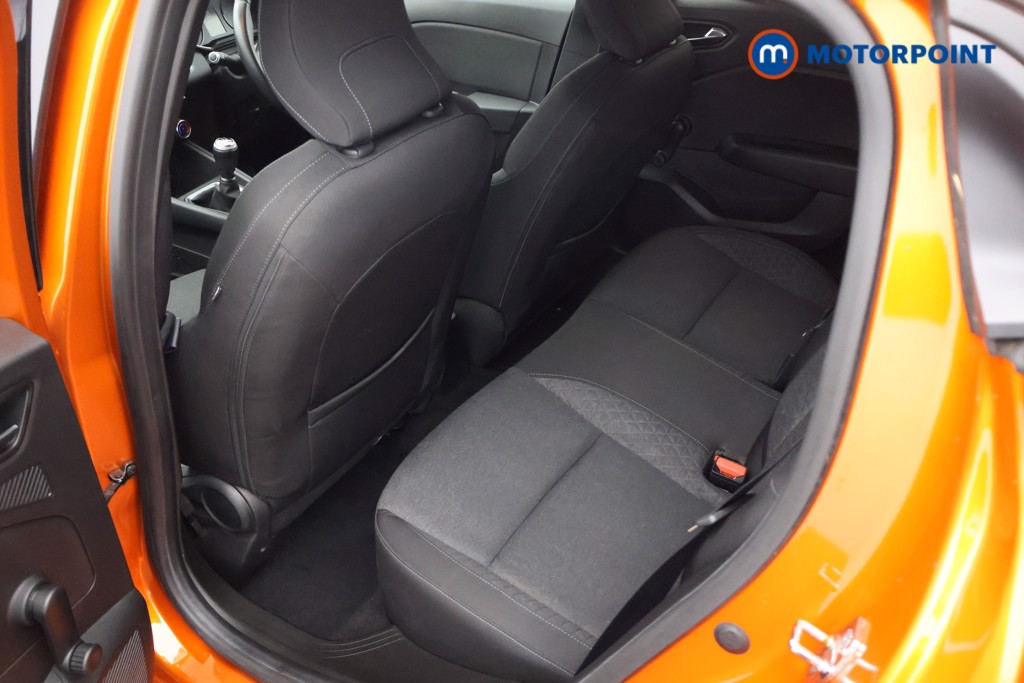 Used Renault Clio 2019 for sale - 76862712: Photo 24