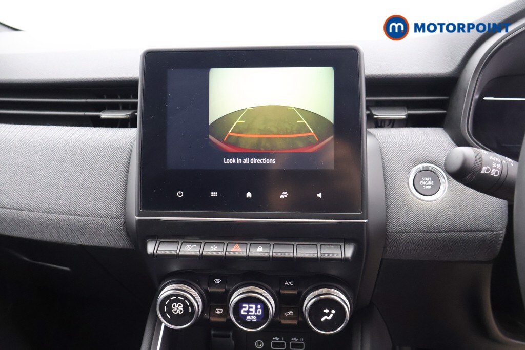 Used Renault Clio 2024 for sale - 76831188: Photo 17