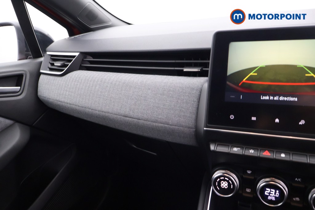 Used Renault Clio 2024 for sale - 76831188: Photo 19