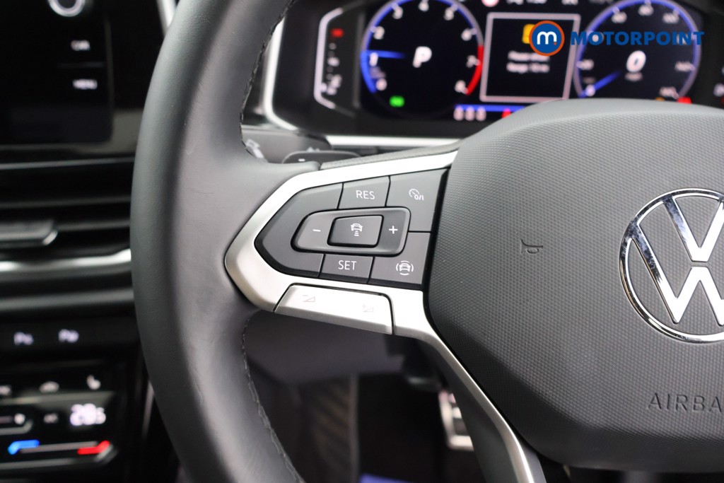 Used Volkswagen T-Roc 2024 for sale - 76750560: Photo 10