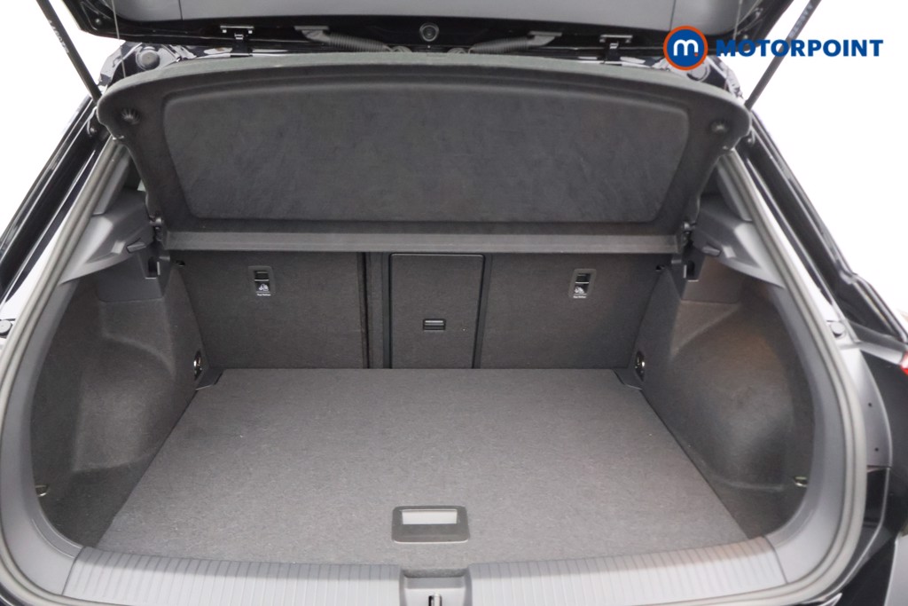 Used Volkswagen T-Roc 2024 for sale - 76750560: Photo 23