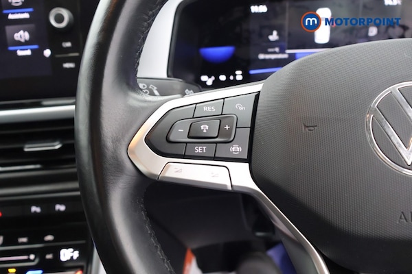 Used Volkswagen T-Roc 2022 for sale - 76278753: Photo 10
