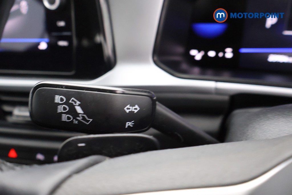 Used Volkswagen T-Roc 2023 for sale - 77747273: Photo 13