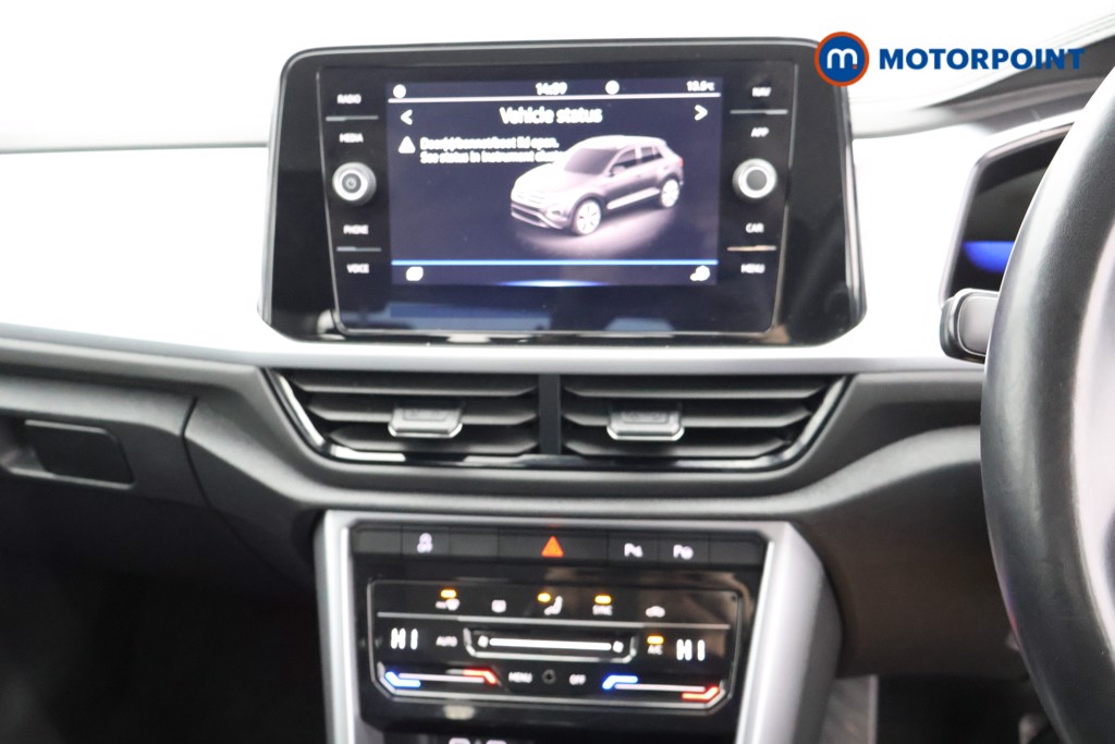 Used Volkswagen T-Roc 2023 for sale - 77747273: Photo 15