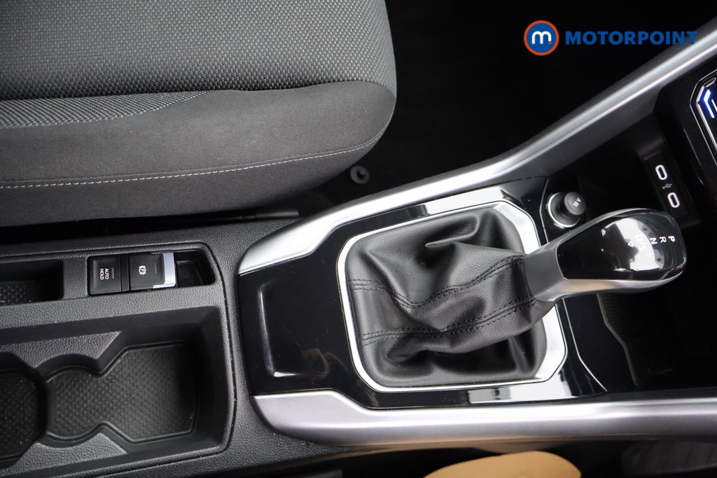 Used Volkswagen T-Roc 2023 for sale - 77747273: Photo 16