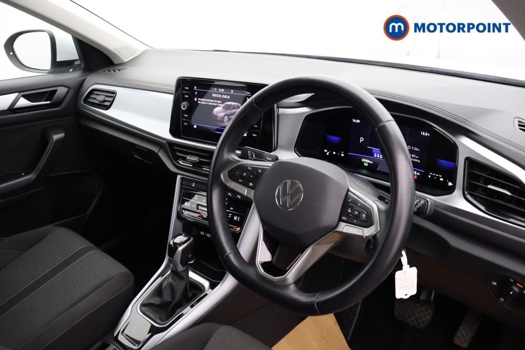 Used Volkswagen T-Roc 2023 for sale - 77747273: Photo 20