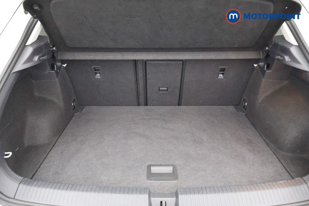 Used Volkswagen T-Roc 2023 for sale - 77747273: Photo 27