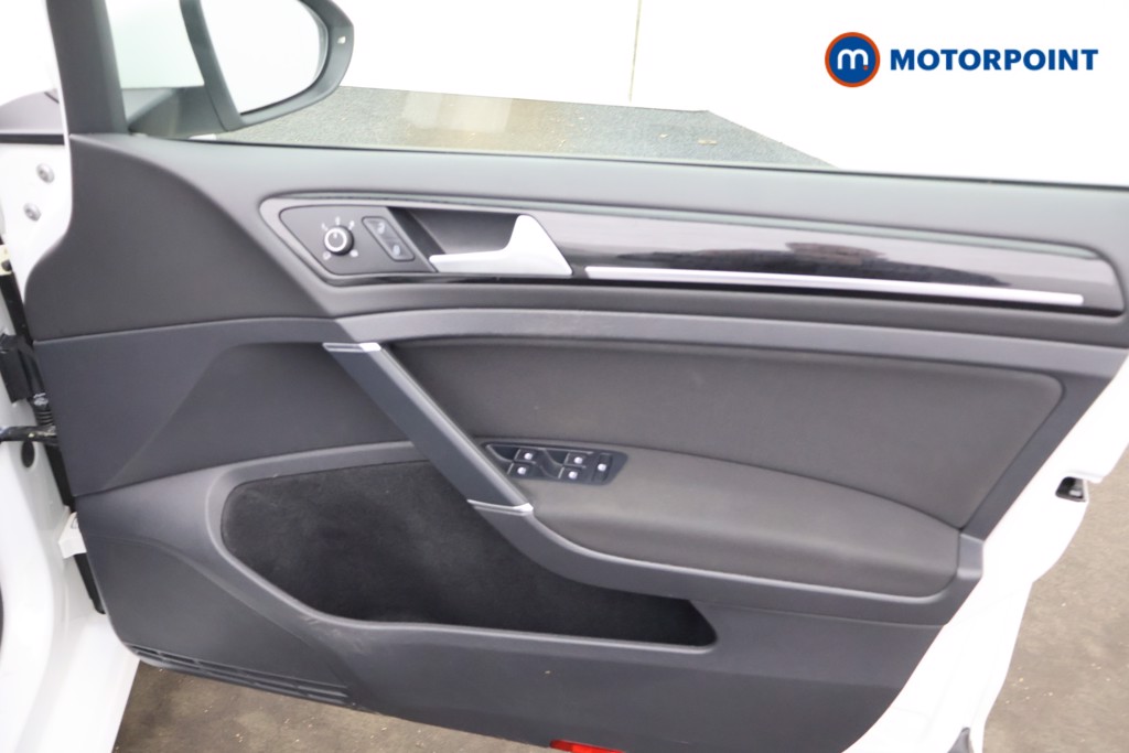 Used Volkswagen Golf 2019 for sale - 77006252: Photo 20