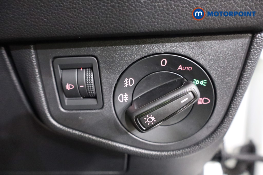 Used Volkswagen Polo 2019 for sale - 77446604: Photo 25