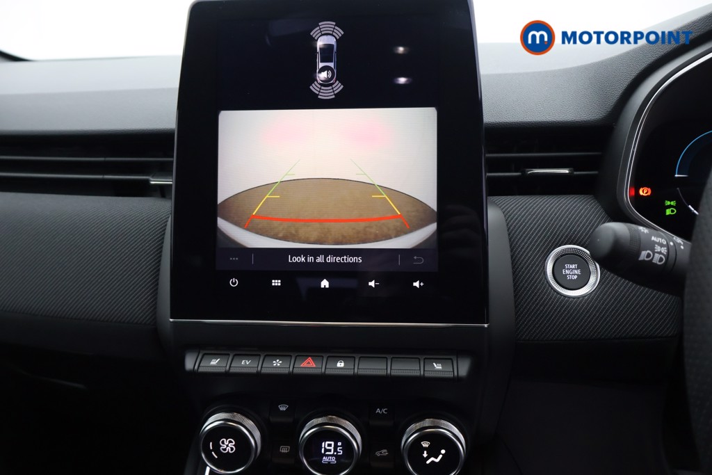 Used Renault Clio 2024 for sale - 76491654: Photo 16