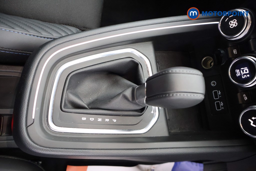 Used Renault Clio 2024 for sale - 76491654: Photo 18