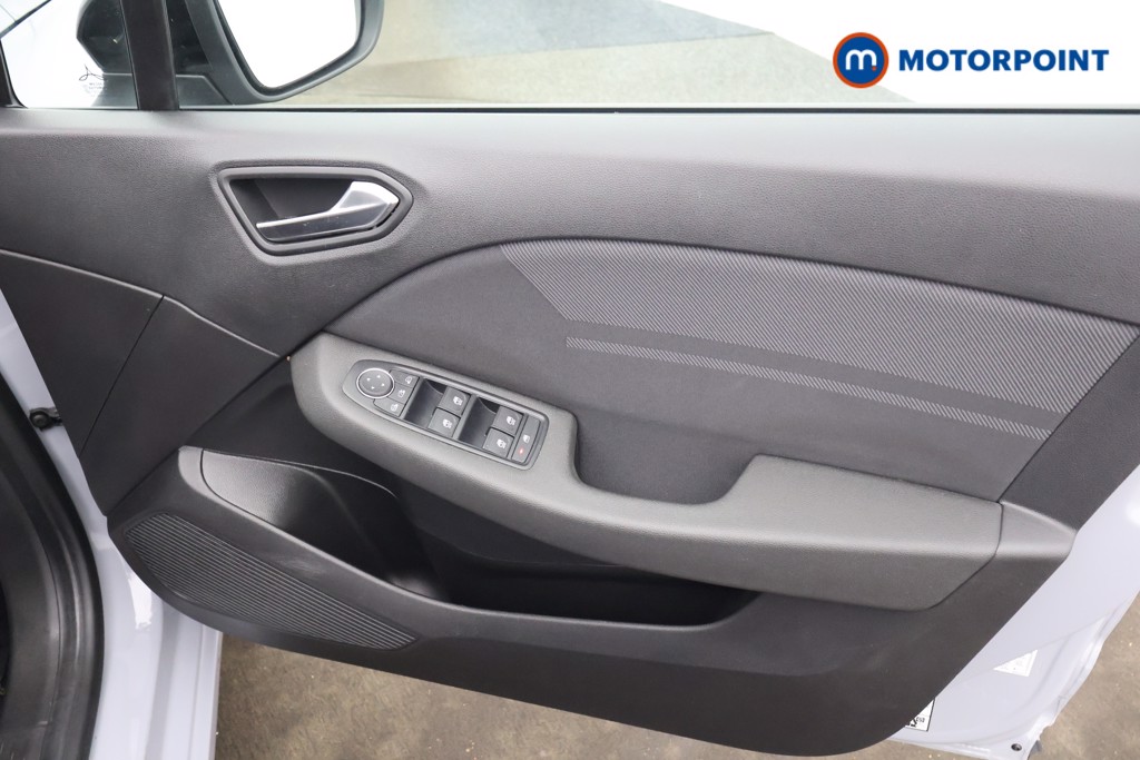 Used Renault Clio 2024 for sale - 76491654: Photo 22