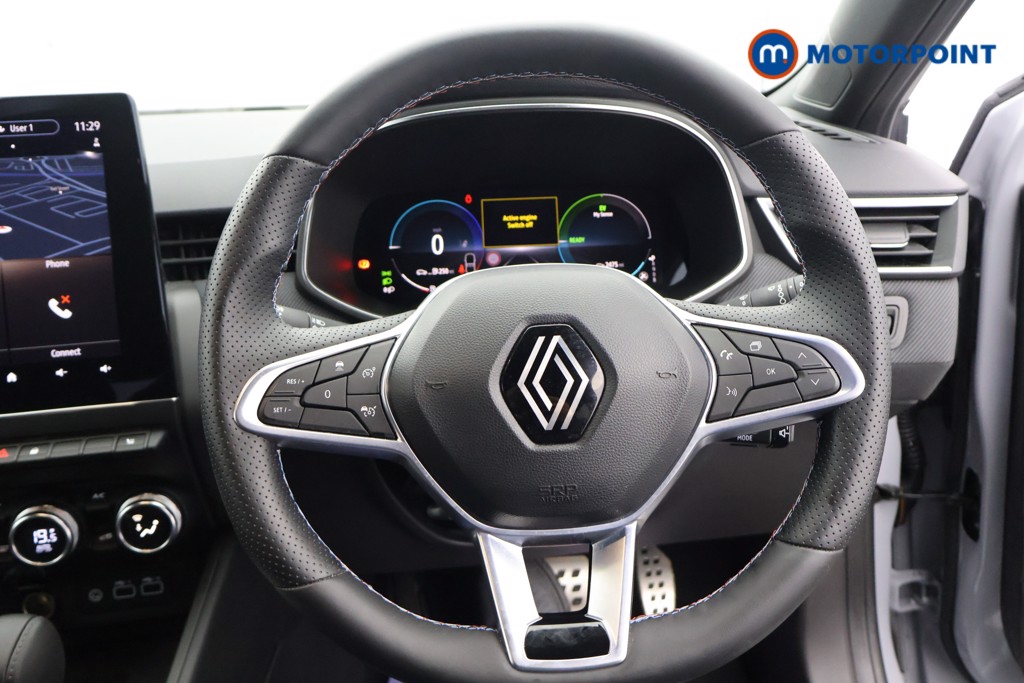 Used Renault Clio 2024 for sale - 76491654: Photo 9